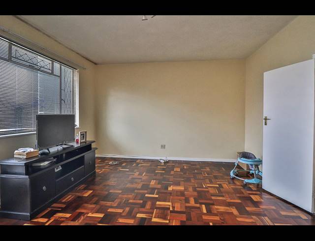 2 BEDROOM APARTMENT RENTED IN SOUTH END